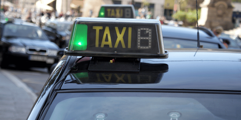 Taxi Sant Esteve Sesrovires - traslado privado y rápido a Barcelona y al aeropuerto El Prat