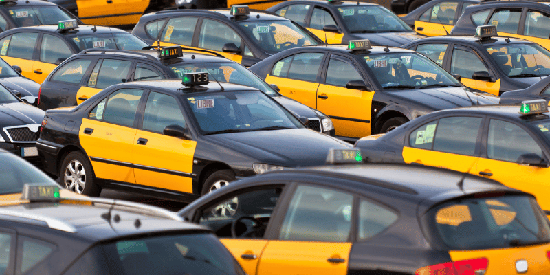 Servicio de taxi en Torrelles de Llobregat 24 horas - transporte seguro y cómodo