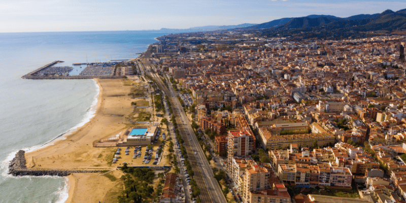 Traslado en taxi privado Barcelona Mataró - viaje rápido, cómodo y económico