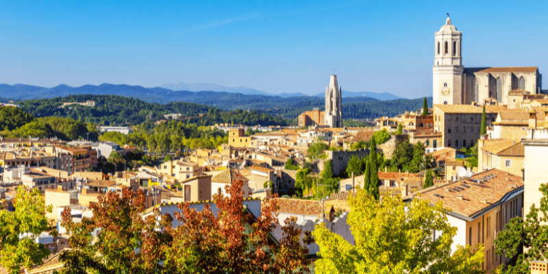 Servicio de taxi de Barcelona a Girona - transporte cómodo y seguro 24h